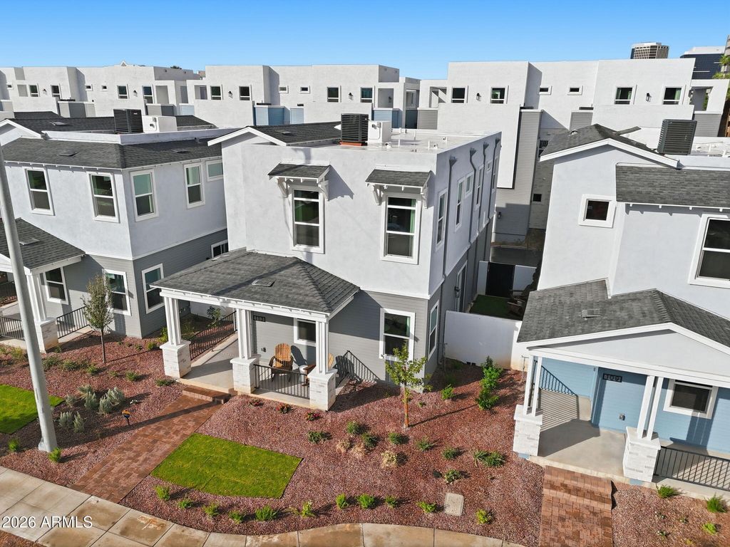 121 W Willo Court, Phoenix, AZ 85003 — exterior