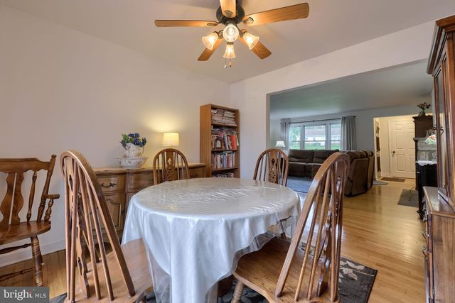 2197 VEUMONT DR, Lancaster, PA 17601
