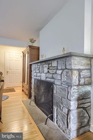2197 VEUMONT DR, Lancaster, PA 17601