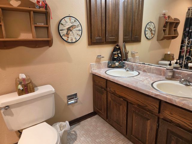 15 Pinal, Cherokee Village, AR 72529