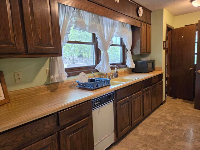 15 Pinal, Cherokee Village, AR 72529