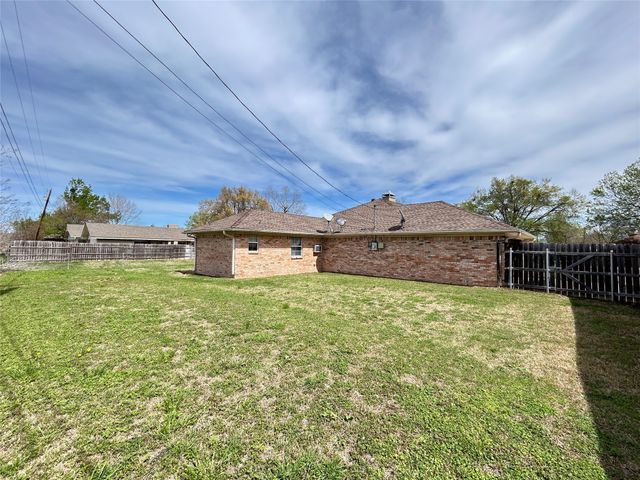203 Marianne Circle, Sulphur Springs, TX 75482