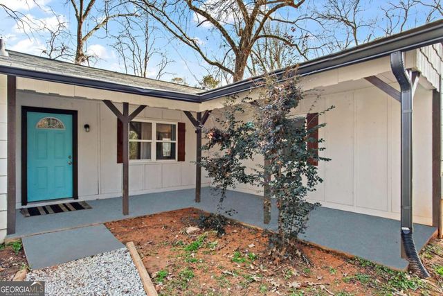 2255 Hunt Road, Douglasville, GA 30135