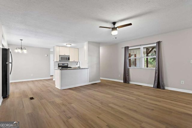 2255 Hunt Road, Douglasville, GA 30135