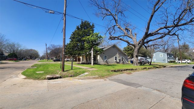 500 W Milam Street, Ennis, TX 75119