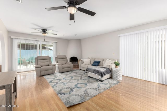 4903 W DESERT COVE Avenue, Glendale, AZ 85304