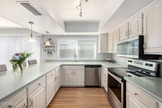 4903 W DESERT COVE Avenue, Glendale, AZ 85304