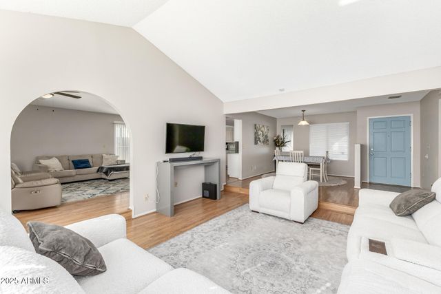 4903 W DESERT COVE Avenue, Glendale, AZ 85304