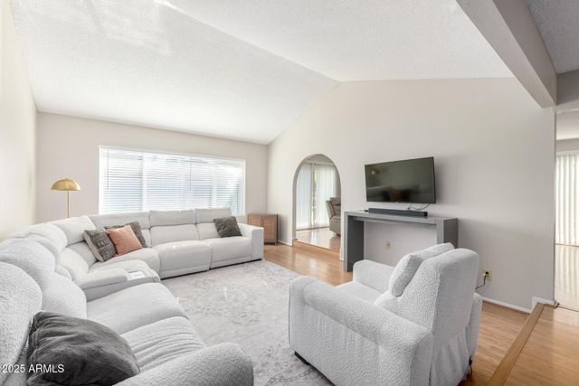 4903 W DESERT COVE Avenue, Glendale, AZ 85304