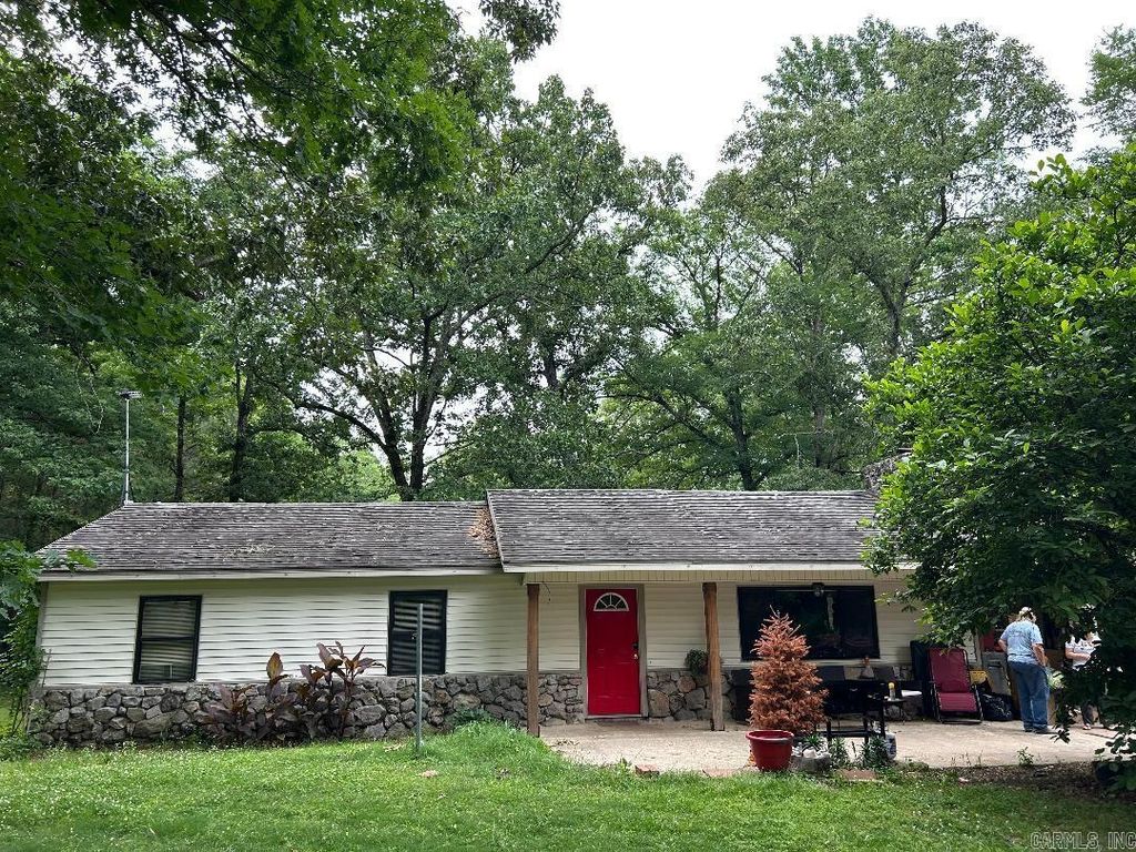 1525 S Harris Road, Pearcy, AR 71964