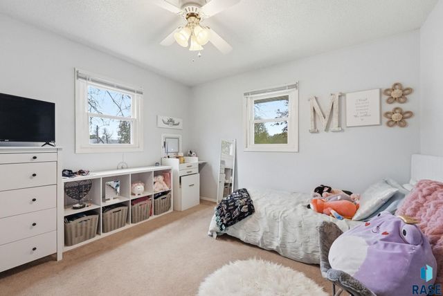 1212 Broadway St Street, Larchwood, IA 51241