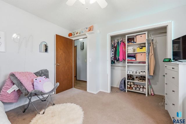 1212 Broadway St Street, Larchwood, IA 51241