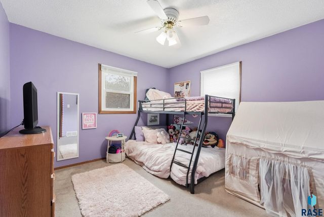 1212 Broadway St Street, Larchwood, IA 51241