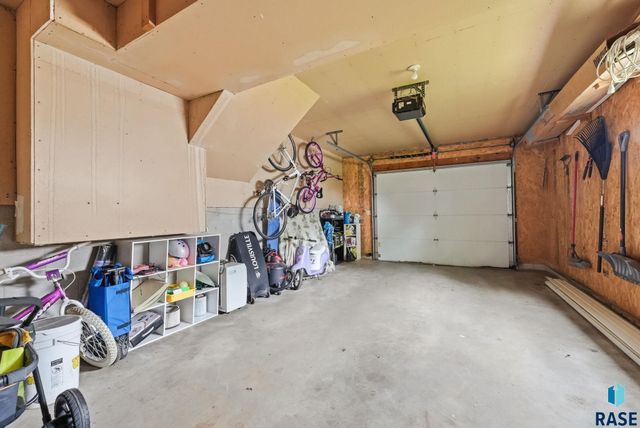 1212 Broadway St Street, Larchwood, IA 51241