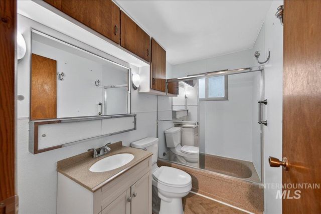 7226 Cherry Lane, Nampa, ID 83687