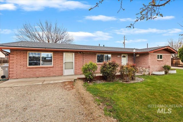 7226 Cherry Lane, Nampa, ID 83687