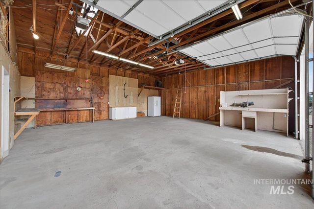 7226 Cherry Lane, Nampa, ID 83687