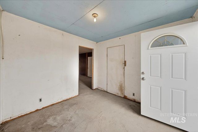 7226 Cherry Lane, Nampa, ID 83687