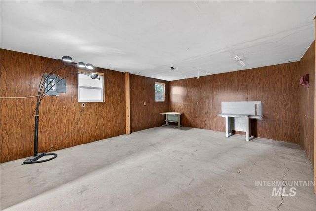 7226 Cherry Lane, Nampa, ID 83687