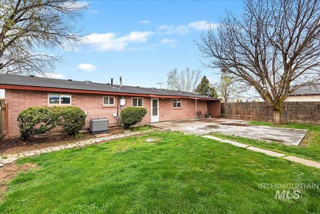 7226 Cherry Lane, Nampa, ID 83687