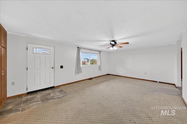 7226 Cherry Lane, Nampa, ID 83687