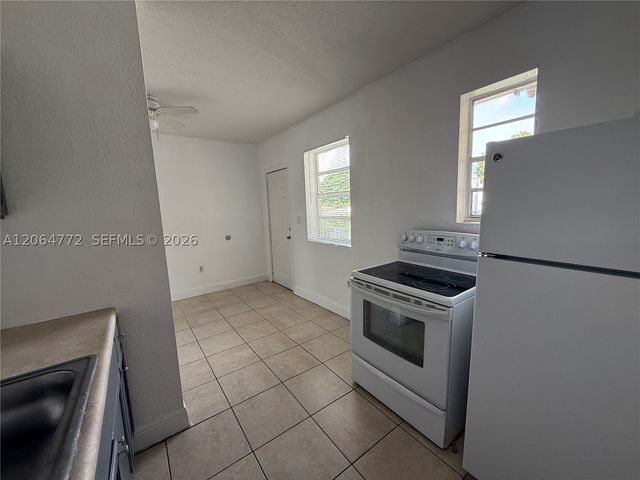 6415 NW 17th Ave, Miami, FL 33147