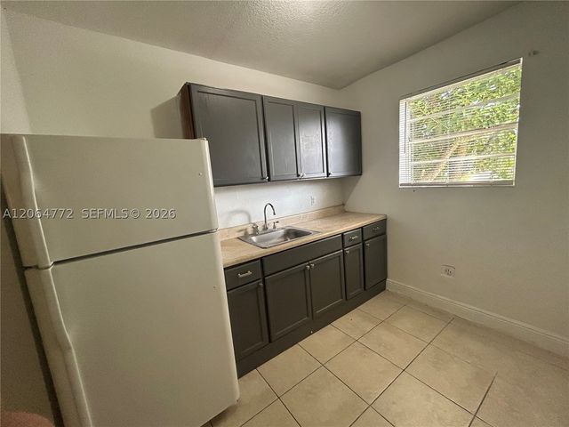 6415 NW 17th Ave, Miami, FL 33147