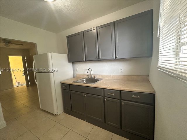 6415 NW 17th Ave, Miami, FL 33147