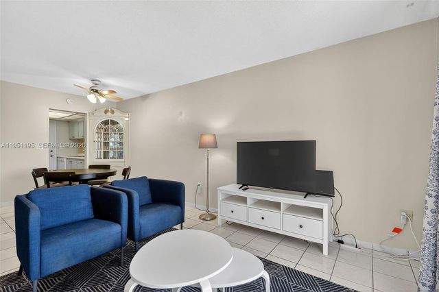 17001 NE 13th Ave 201, Miami, FL 33162