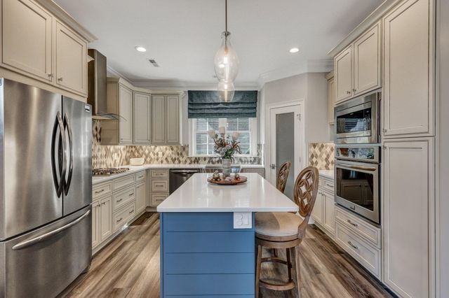 392 Eagle Pass Drive, Murrells Inlet, SC 29576