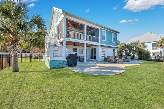 392 Eagle Pass Drive, Murrells Inlet, SC 29576