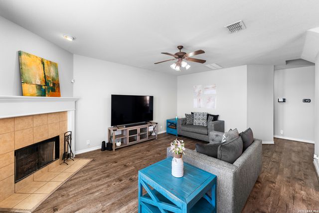 4962 Augusta Sq, San Antonio, TX 78247