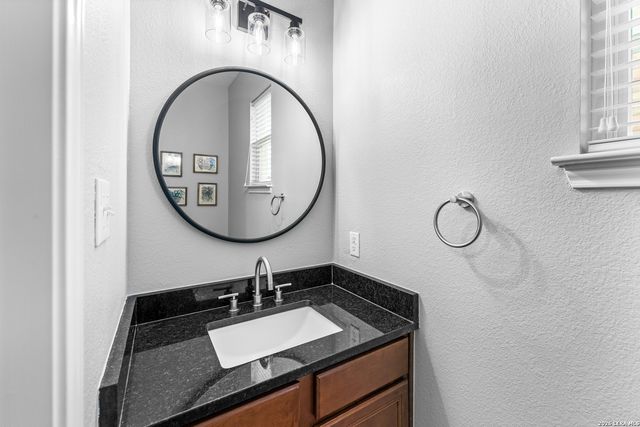 4962 Augusta Sq, San Antonio, TX 78247