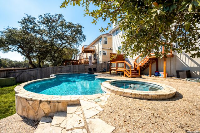 4962 Augusta Sq, San Antonio, TX 78247