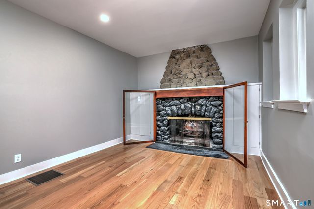 884 Grassy Hill Road, Orange, CT 06477