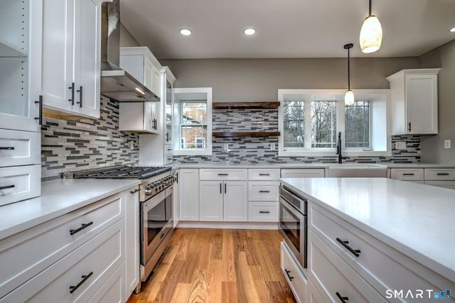 884 Grassy Hill Road, Orange, CT 06477