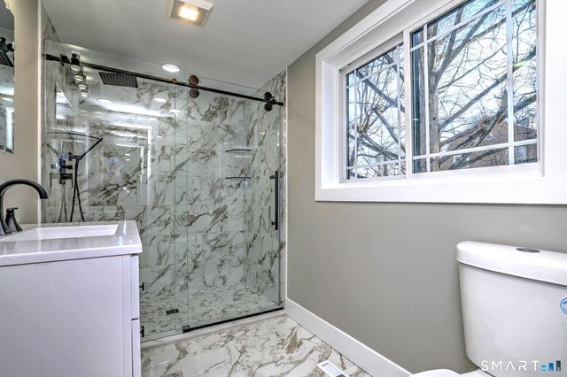 884 Grassy Hill Road, Orange, CT 06477