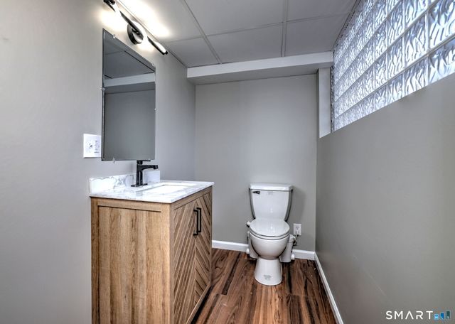 884 Grassy Hill Road, Orange, CT 06477