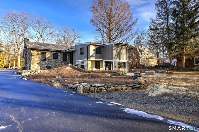 884 Grassy Hill Road, Orange, CT 06477