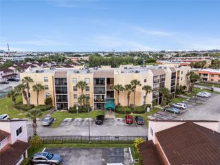 8005 Lake Dr 404, Doral, FL 33166