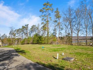 Dove Court, Sharps Chapel, TN 37866