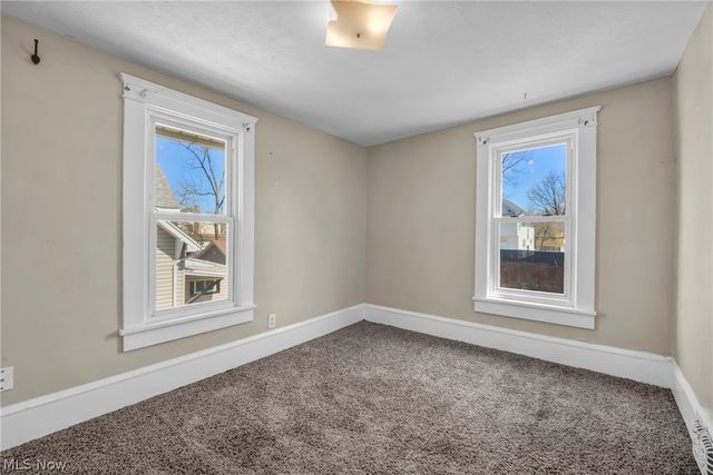 2279 SW 13th Street SW, Akron, OH 44314