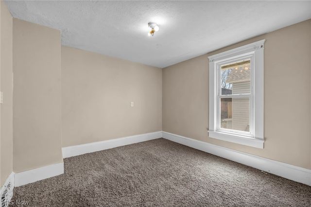 2279 SW 13th Street SW, Akron, OH 44314