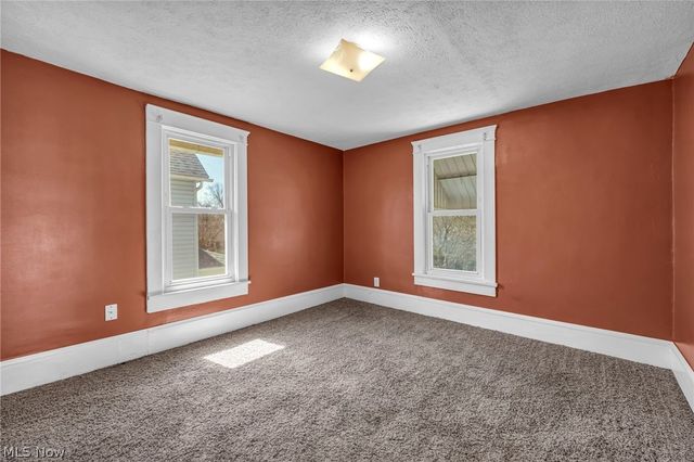 2279 SW 13th Street SW, Akron, OH 44314