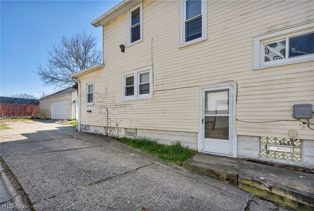 2279 SW 13th Street SW, Akron, OH 44314