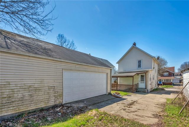 2279 SW 13th Street SW, Akron, OH 44314