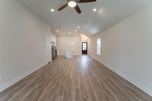 10626 Whitejacket Drive, Conroe, TX 77385