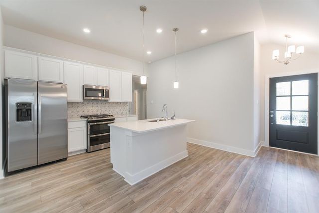 10626 Whitejacket Drive, Conroe, TX 77385