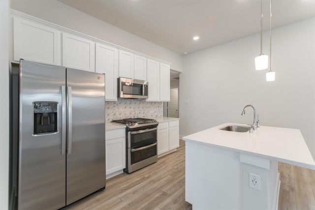 10626 Whitejacket Drive, Conroe, TX 77385