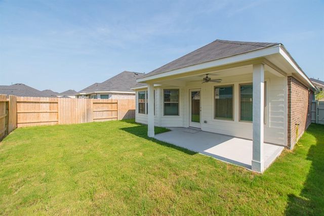 10626 Whitejacket Drive, Conroe, TX 77385